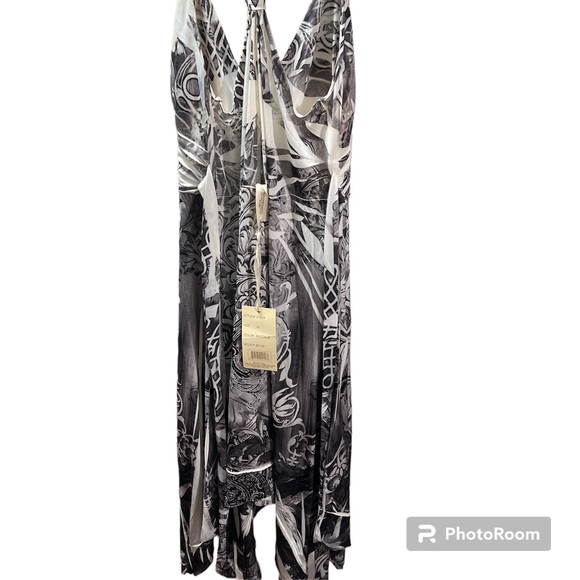 Sexy halter dress - Picture 2 of 3